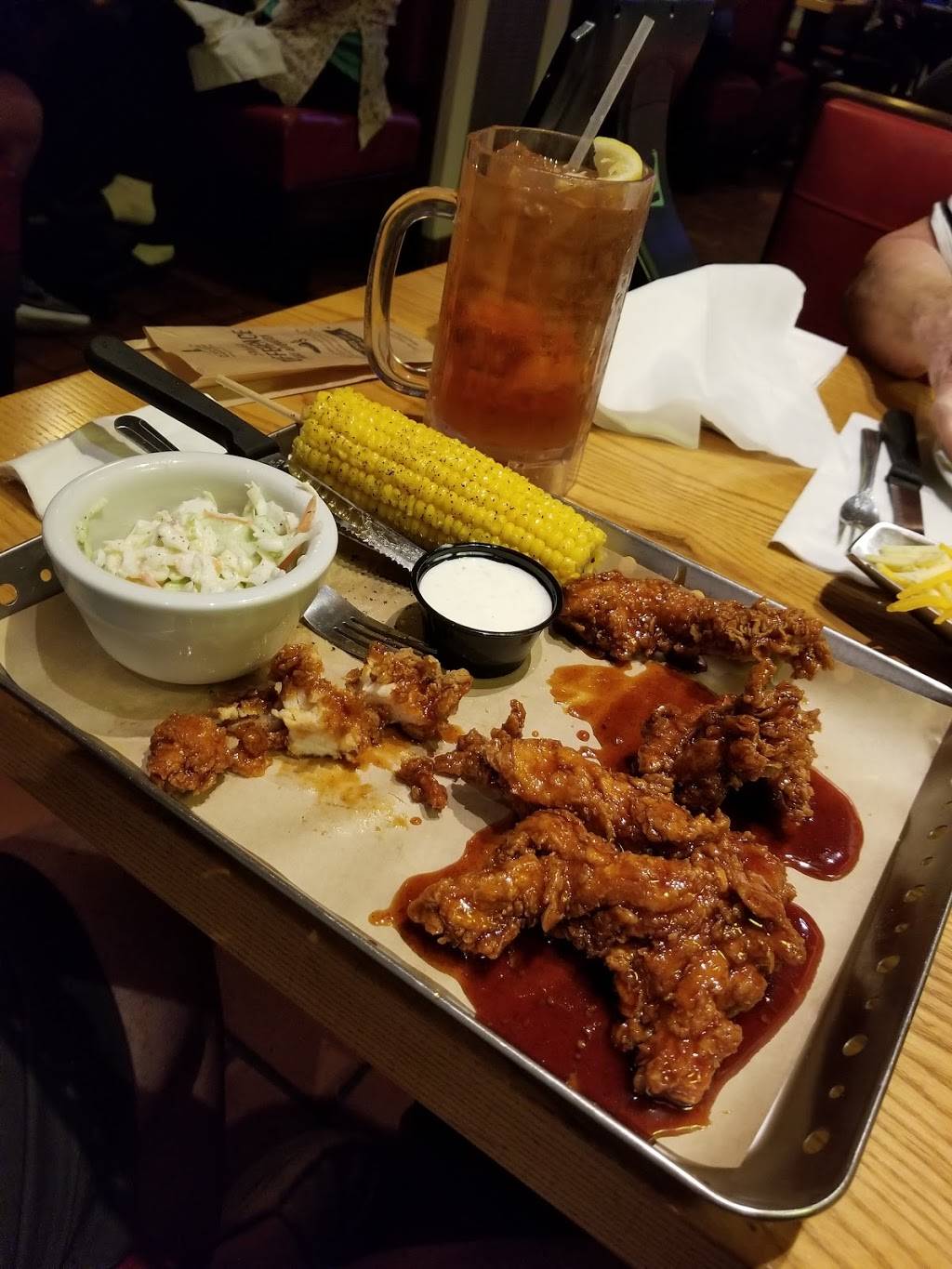 Chilis Grill & Bar | restaurant | 21769 State Rd 7, Boca Raton, FL 33428, USA | 5614513771 OR +1 561-451-3771