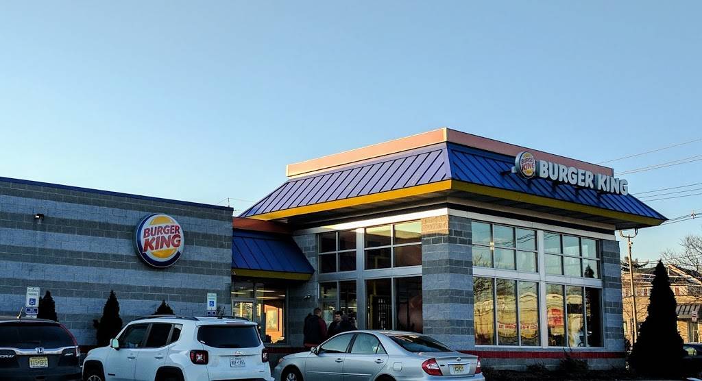 Burger King | restaurant | 147 New Brunswick Ave, Perth Amboy, NJ 08861, USA | 7327097515 OR +1 732-709-7515