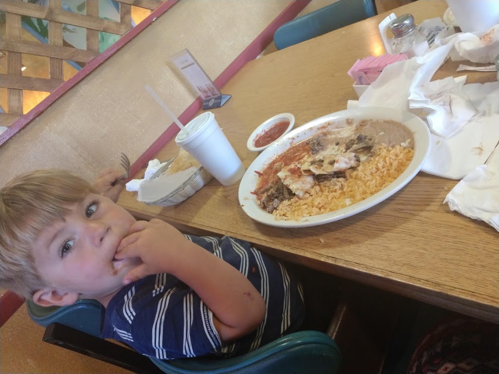 Cozumel Mexican Restaurant | restaurant | 330 N Chapman Ave, Mountain Grove, MO 65711, USA | 4179264454 OR +1 417-926-4454