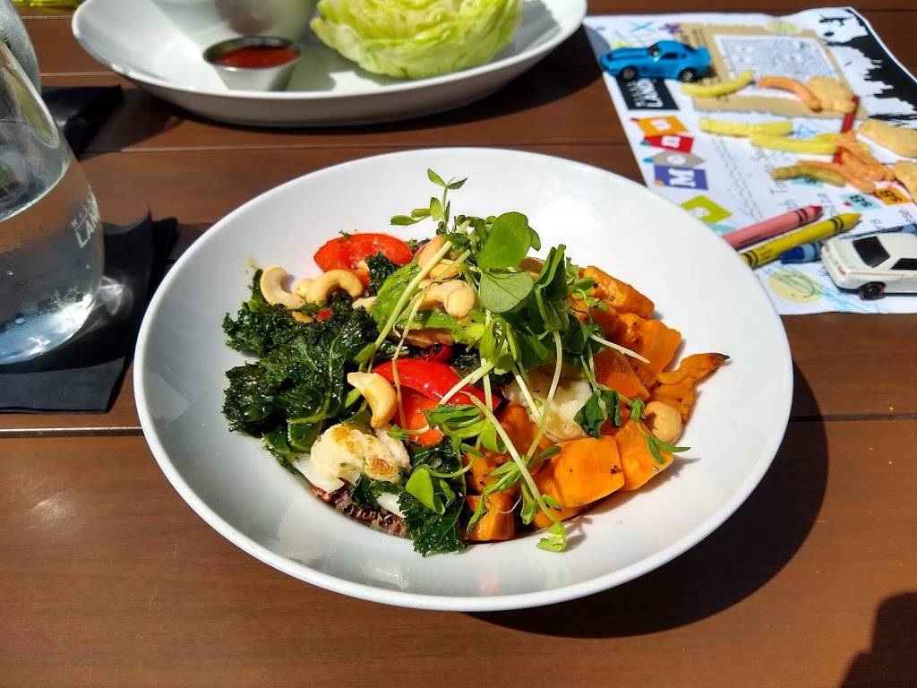 Williams Landing | restaurant | 120 Lynn Williams St, Toronto, ON M6K 3P6, Canada | 6473408008 OR +1 647-340-8008