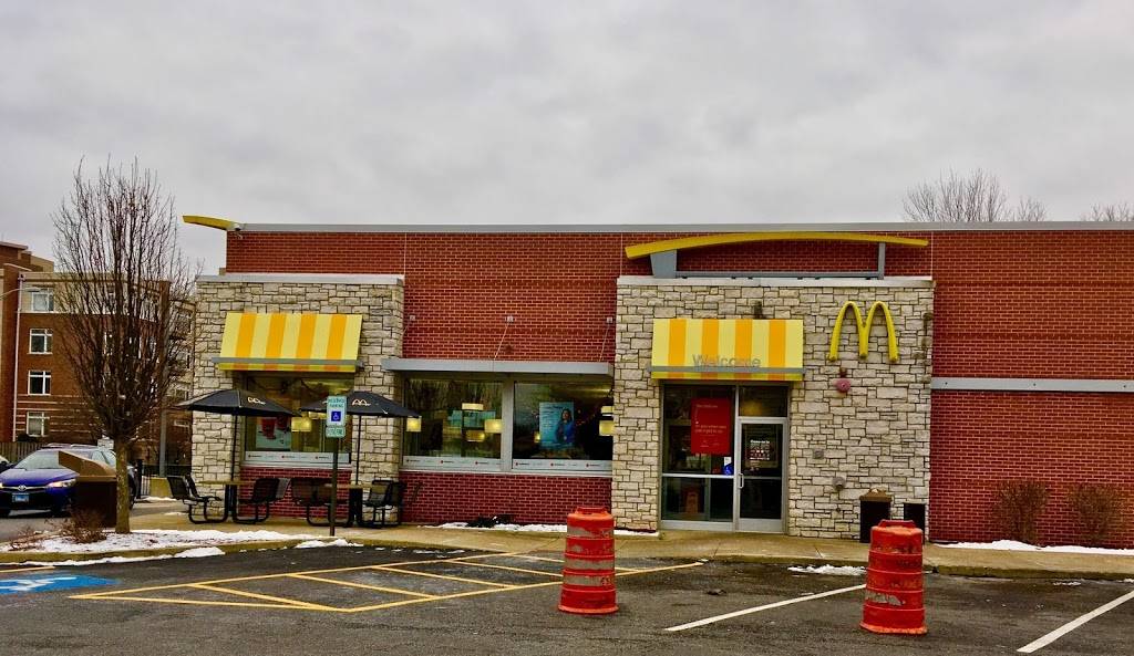 McDonalds | cafe | 626 N Harlem Ave, River Forest, IL 60305, USA | 7087715189 OR +1 708-771-5189