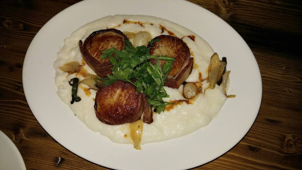 Whiskey Thief Tavern | restaurant | 616 Davis St, Evanston, IL 60201, USA | 8478592342 OR +1 847-859-2342