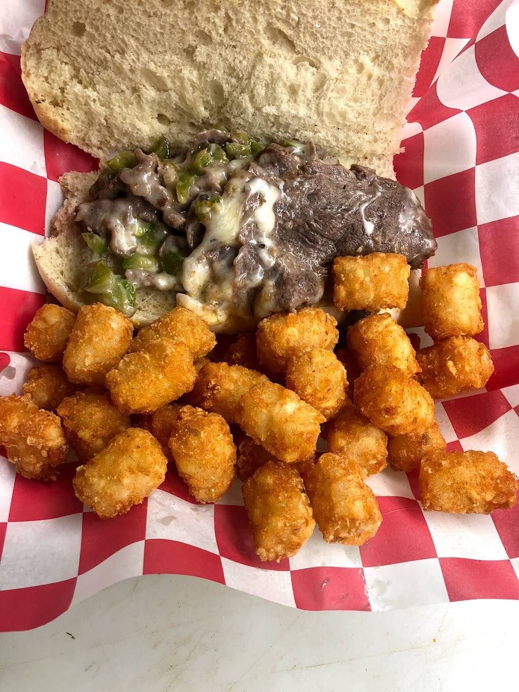 Four Ds Bar & Grill | restaurant | 1706 W Till Rd, Fort Wayne, IN 46818, USA | 2604906488 OR +1 260-490-6488