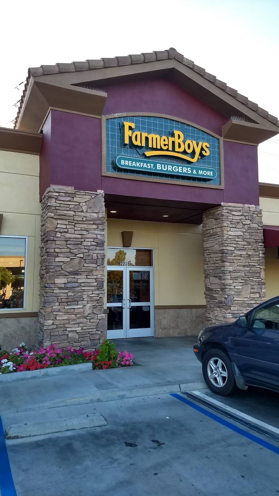 Farmer Boys | restaurant | 2205 17th St, Santa Ana, CA 92705, USA | 7149540750 OR +1 714-954-0750