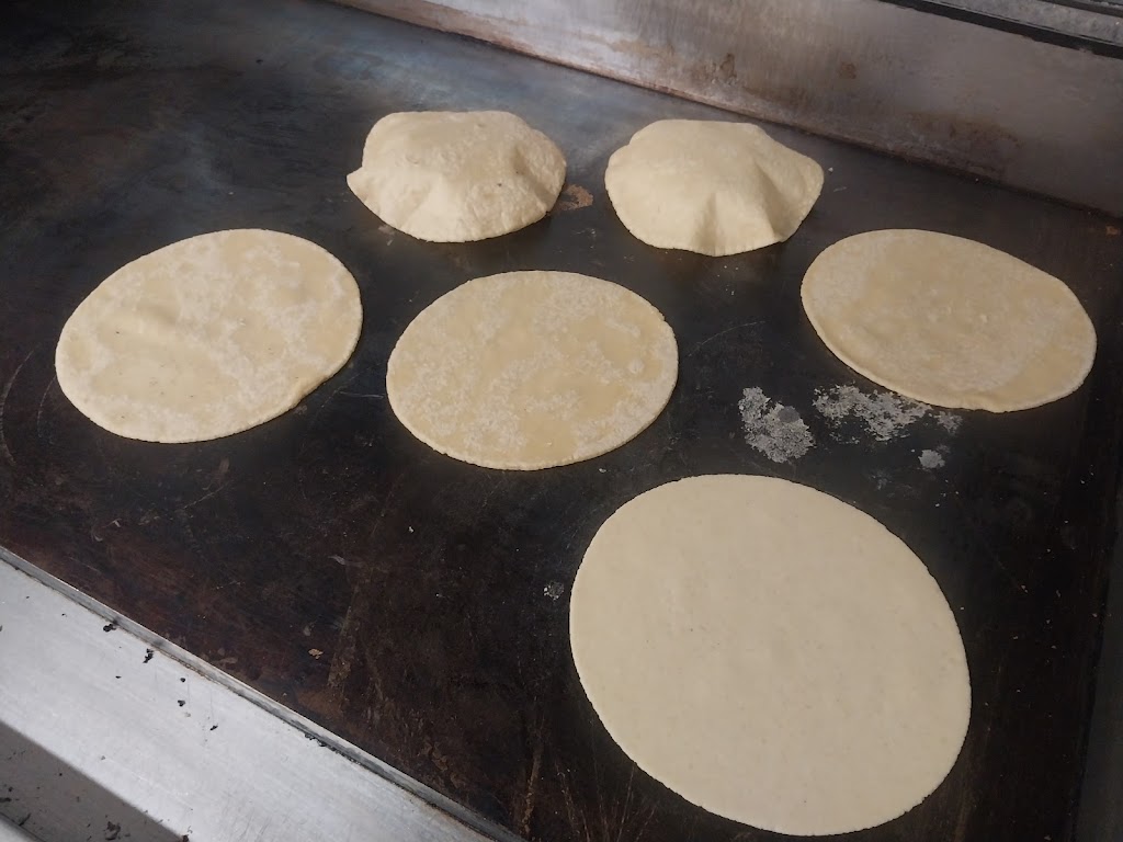 Los sabores de guanajuato | restaurant | 643 Frio City Rd, San Antonio, TX 78207, USA | 8305564541 OR +1 830-556-4541