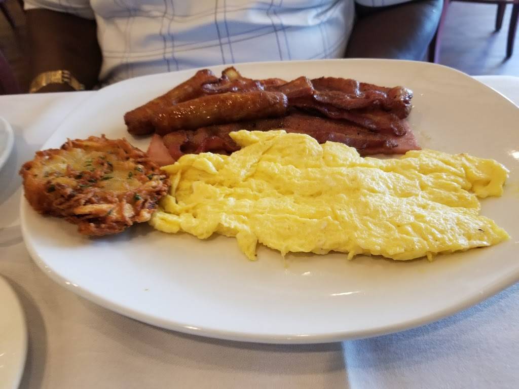 Jonathans | restaurant | 2499 Jericho Turnpike, New Hyde Park, NY 11040, USA | 5167427300 OR +1 516-742-7300