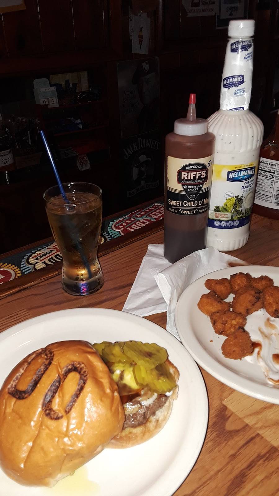 Dug Out | restaurant | 2491 240th St, Cushing, WI 54006, USA | 7156485275 OR +1 715-648-5275