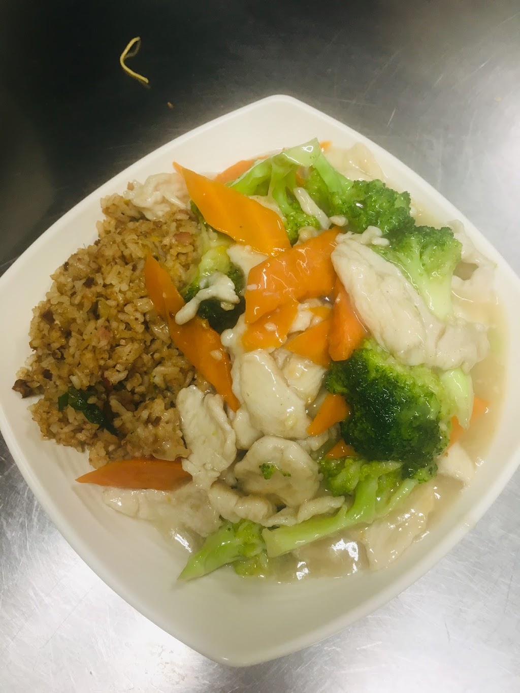 Chans Restaurant | restaurant | 16389 Lower Harbor Rd, Brookings, OR 97415, USA | 5414697013 OR +1 541-469-7013