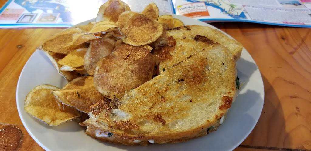 The Oyster Cracker Cafe | restaurant | 0602-002660000-000350000-00000, Port Norris, NJ 08349, USA | 8567767927 OR +1 856-776-7927