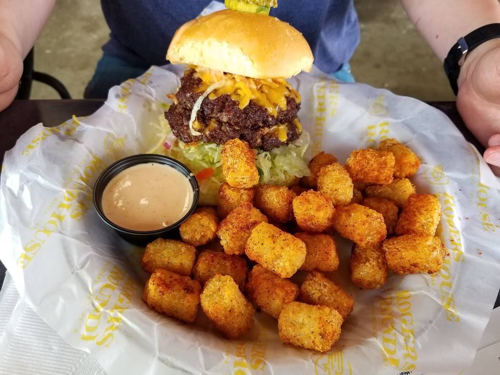 Rogers Roundhouse | restaurant | Fort Worth, TX 76107, USA | 8173679348 OR +1 817-367-9348