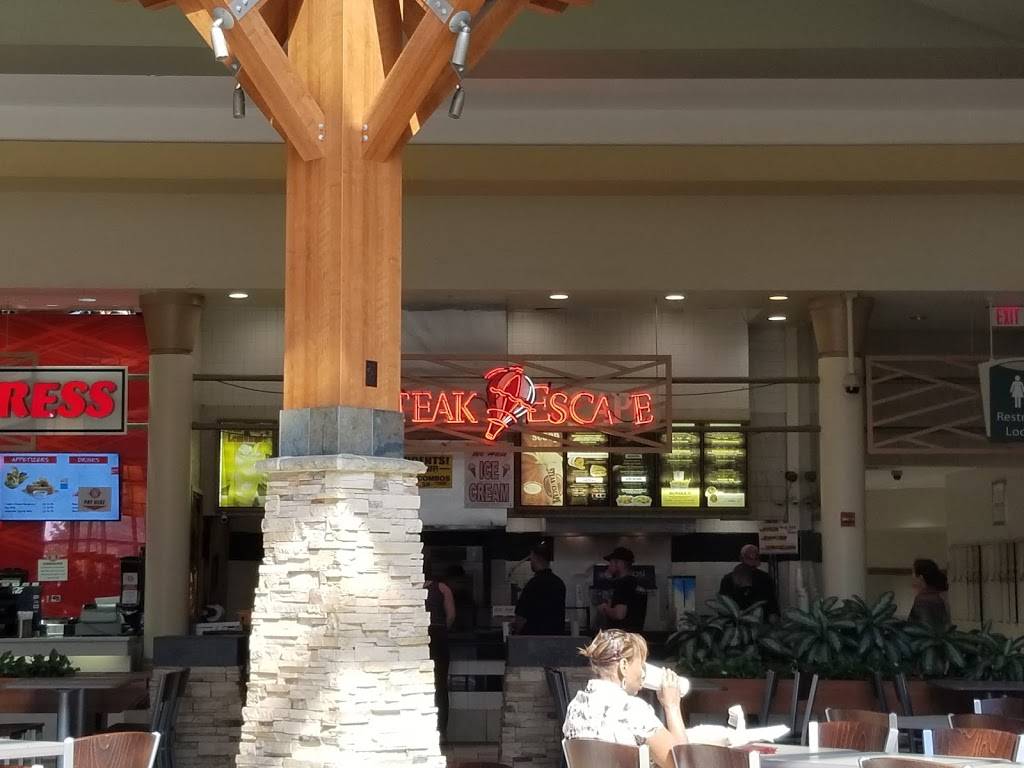 Steak Escape | restaurant | 213 E Towne Mall, Madison, WI 53704, USA | 6084454085 OR +1 608-445-4085