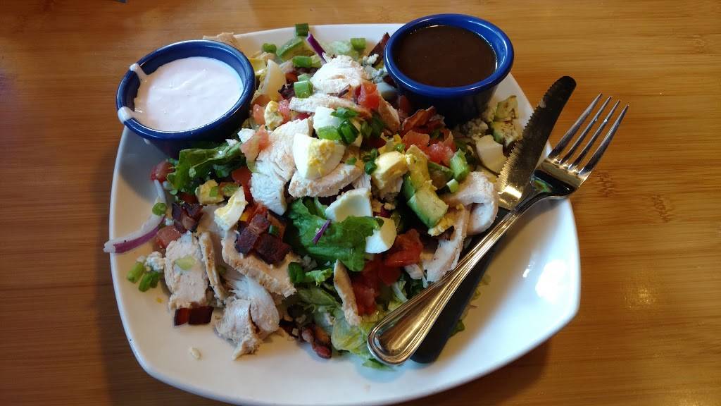 Islands Restaurant Carlsbad | restaurant | 889 Palomar Airport Rd, Carlsbad, CA 92011, USA | 7606029898 OR +1 760-602-9898