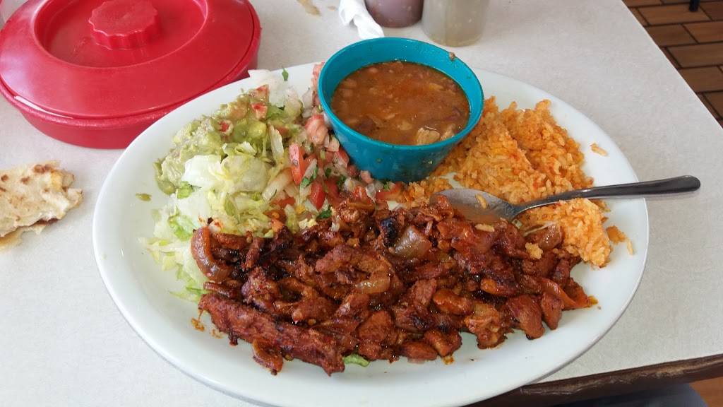 Taqueria Los Dos Laredos | restaurant | 1303 S Hackberry, San Antonio, TX 78210, USA | 2105342494 OR +1 210-534-2494