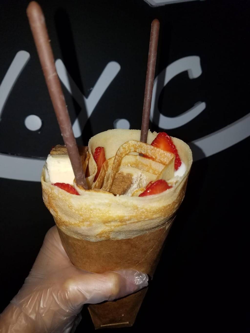 Igloo Rolls | restaurant | 4009 82nd St, Elmhurst, NY 11373, USA | 9177450048 OR +1 917-745-0048