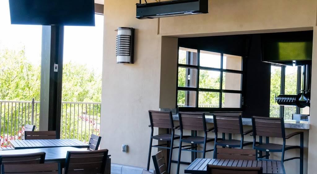 Giaola Italian Kitchen | restaurant | 2668 Gateway Rd Suite 180, Carlsbad, CA 92009, USA | 8584004555 OR +1 858-400-4555