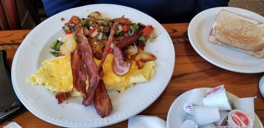 BKLN DINER | restaurant | 5922 Avenue N, Brooklyn, NY 11234, USA | 7182092246 OR +1 718-209-2246