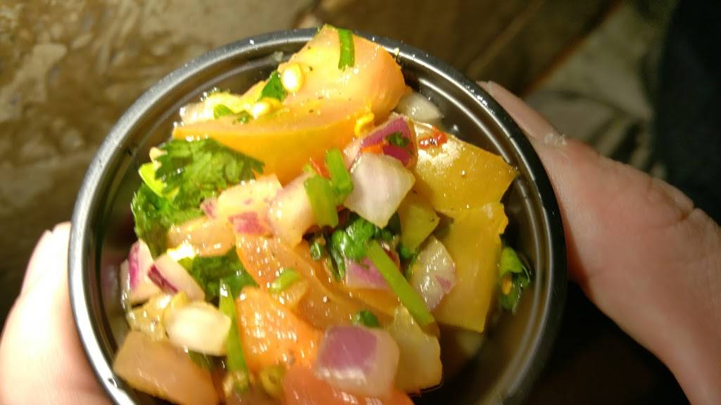 Salsa & Beer | restaurant | 11669 Sherman Way, North Hollywood, CA 91605, USA | 8185031220 OR +1 818-503-1220