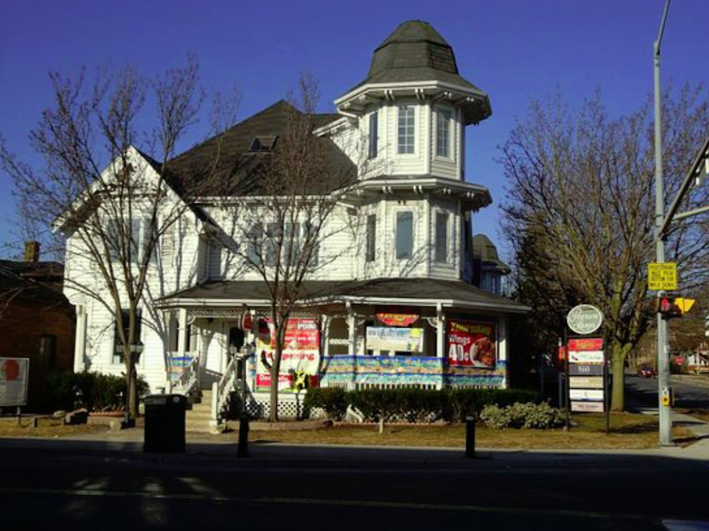 The Pearson Pub | restaurant | 101 Mary St W, Whitby, ON L1N 2R4, Canada | 9054305699 OR +1 905-430-5699