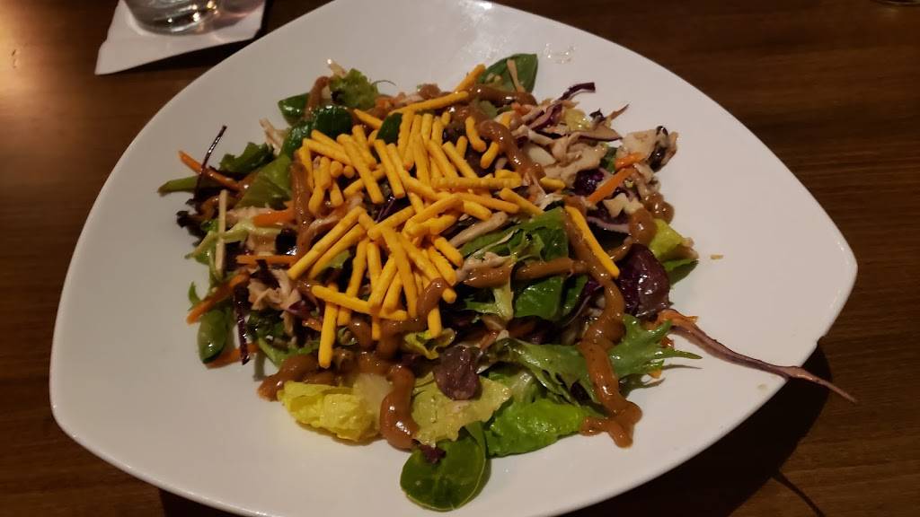 Bâton Rouge Steakhouse & Bar | restaurant | 320 Boulevard Saint-Joseph, Drummondville, QC J2C 2A8, Canada | 8194776888 OR +1 819-477-6888