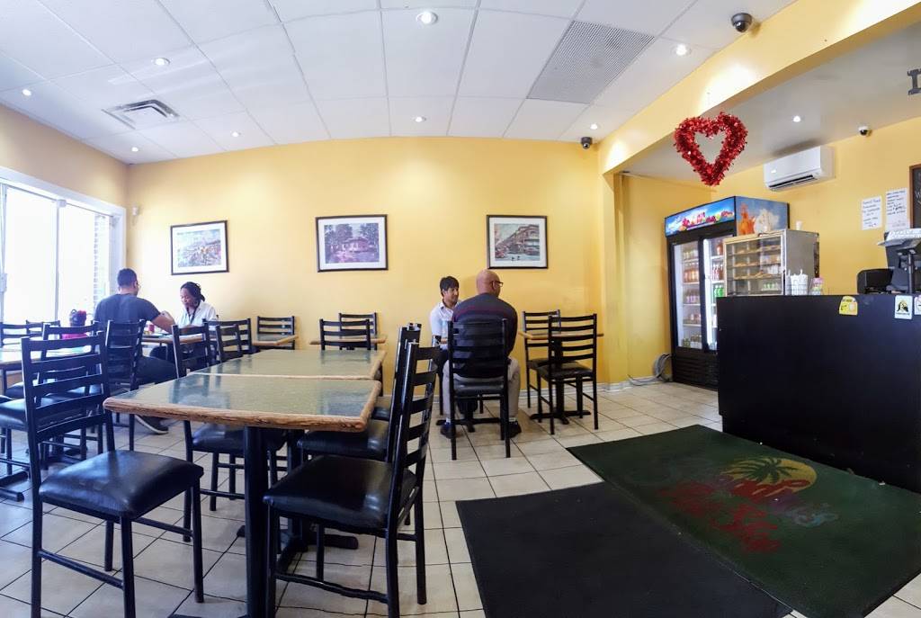 Shandras Roti Shop | restaurant | 5030 Maingate Dr, Mississauga, ON L4W 1N5, Canada | 9056257775 OR +1 905-625-7775