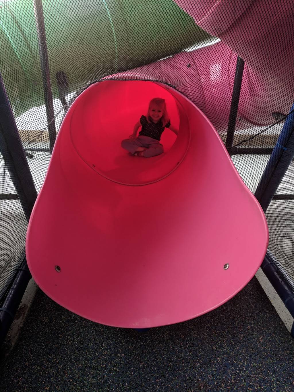 McDonalds | cafe | 1423 S, WI-26, Jefferson, WI 53549, USA | 9206744007 OR +1 920-674-4007