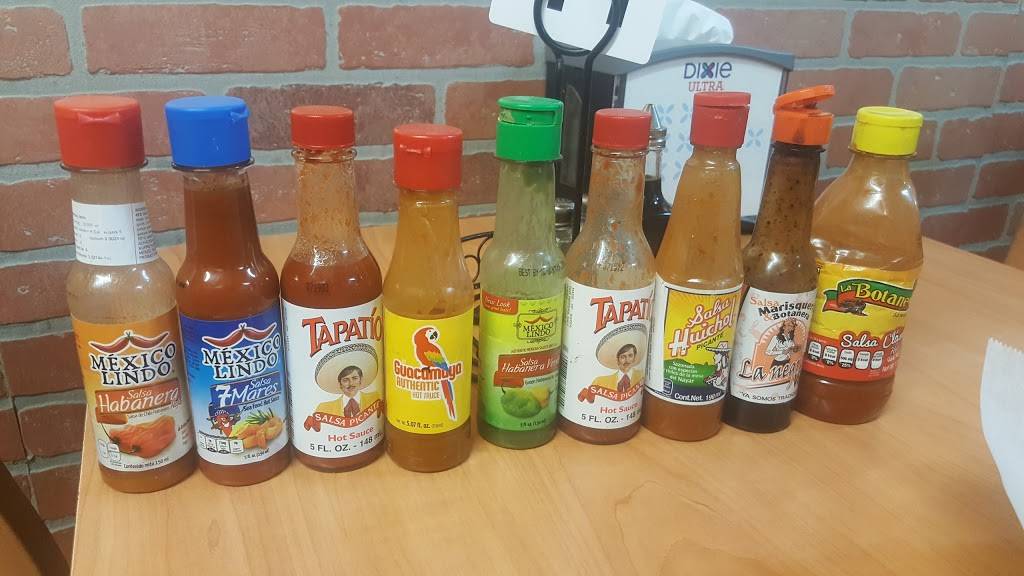 Cenaduria Lupita | restaurant | 3141-3199 E Aire Libre Ave, Phoenix, AZ 85032, USA | 6024947777 OR +1 602-494-7777