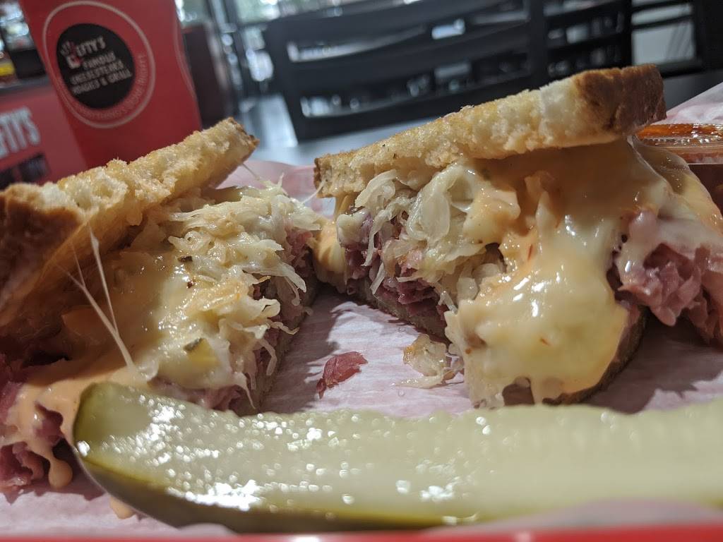 Leftys Cheesesteak Royal Oak | restaurant | 30270 Woodward Ave, Royal Oak, MI 48073, USA | 2489653063 OR +1 248-965-3063
