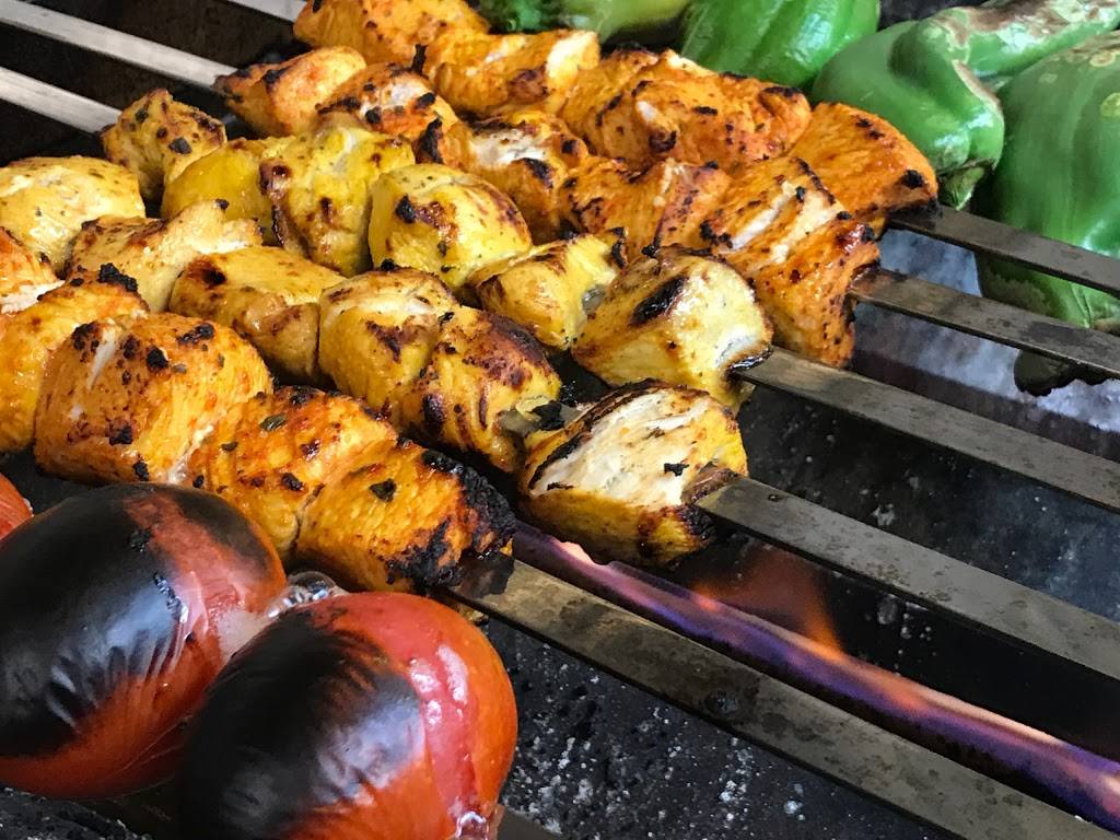 Lets Eat! | restaurant | 12737 Glenoaks Blvd Unit 27, Sylmar, CA 91342, USA | 7472537305 OR +1 747-253-7305