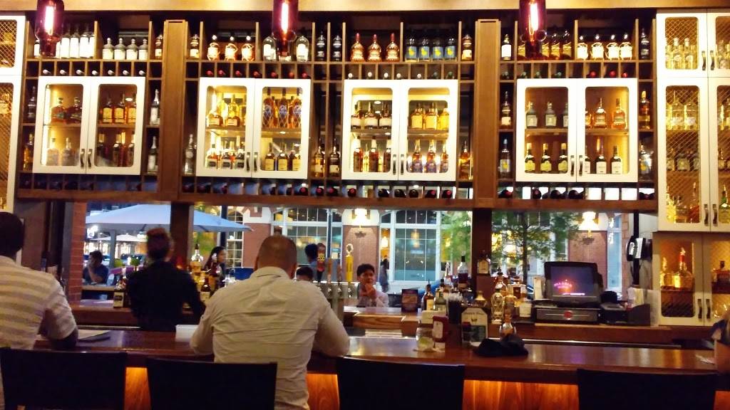 Paladar Latin Kitchen & Rum Bar | restaurant | 203 Crown Park Ave, Gaithersburg, MD 20878, USA | 3013304400 OR +1 301-330-4400