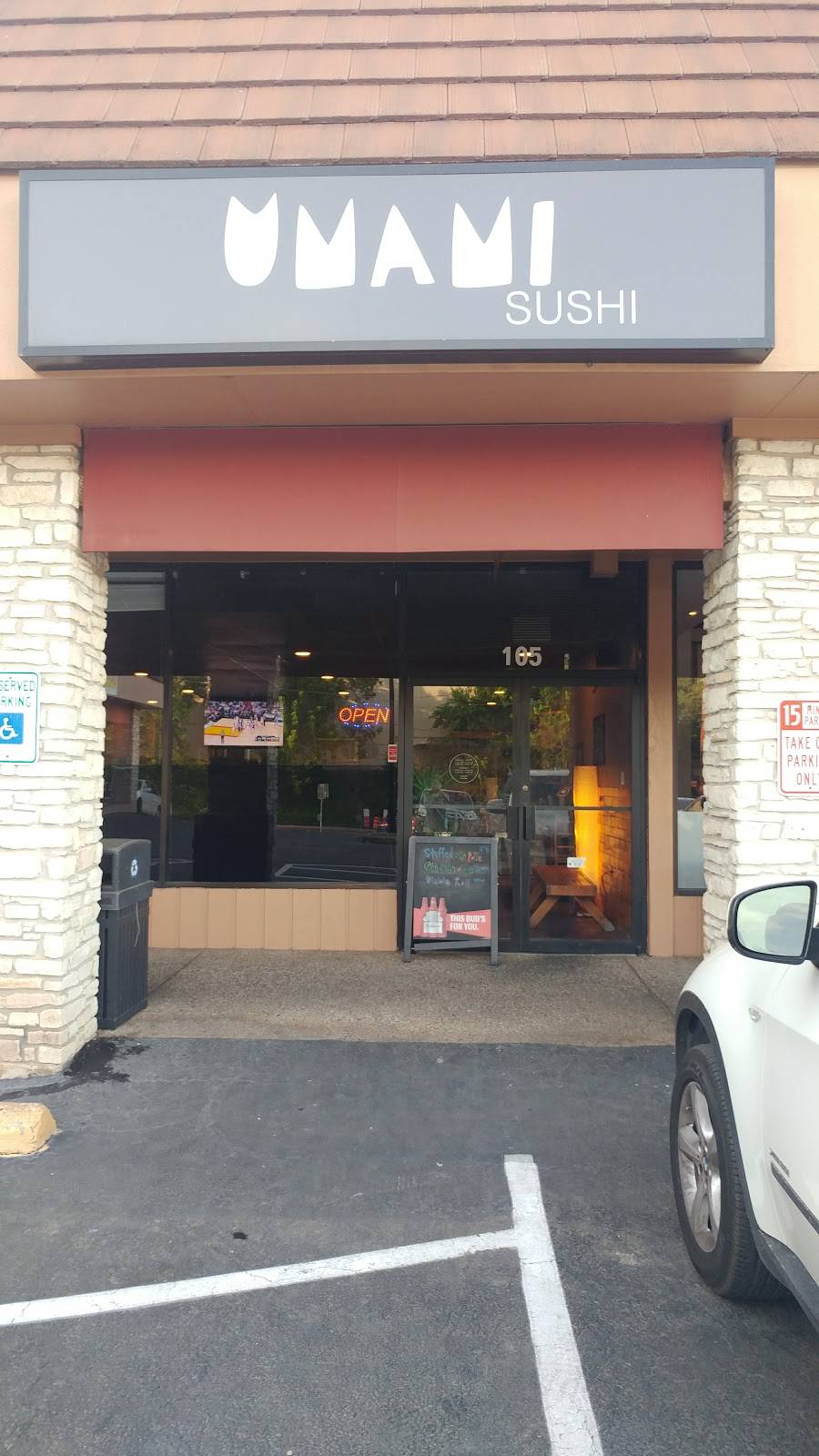 Umami Sushi | restaurant | 700 N LBJ Dr Ste. 105, San Marcos, TX 78666, USA | 5126677903 OR +1 512-667-7903