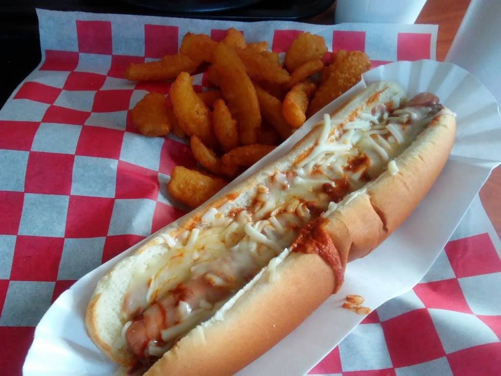 Depot Dairy Bar & Restaurant | restaurant | 90 Depot St, Camden, OH 45311, USA | 9374523653 OR +1 937-452-3653