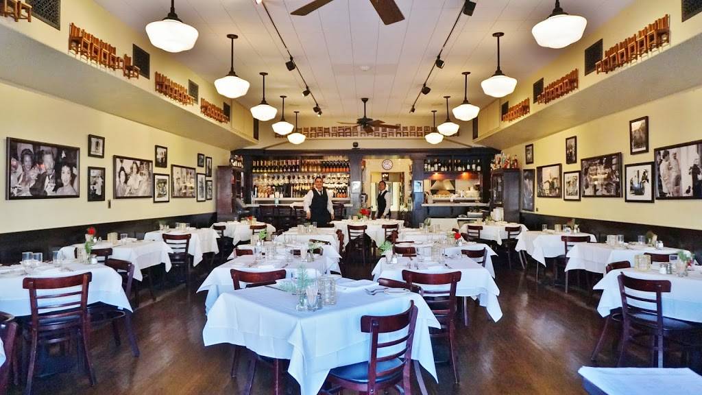 Tre Lune | restaurant | 1151 Coast Village Rd, Montecito, CA 93108, USA | 8059692646 OR +1 805-969-2646