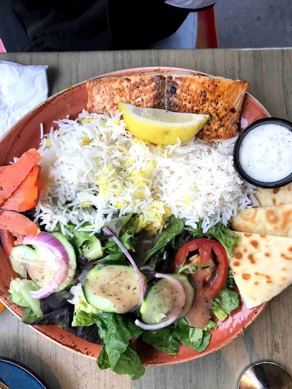 Luna Grill | restaurant | 3965 Alton Pkwy, Irvine, CA 92606, USA | 9496545862 OR +1 949-654-5862