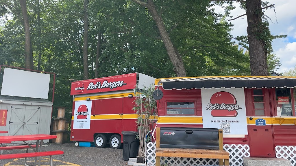 Red’s Burgers | restaurant | 1155 Central St, Leominster, MA 01453, USA | 9787996451 OR +1 978-799-6451