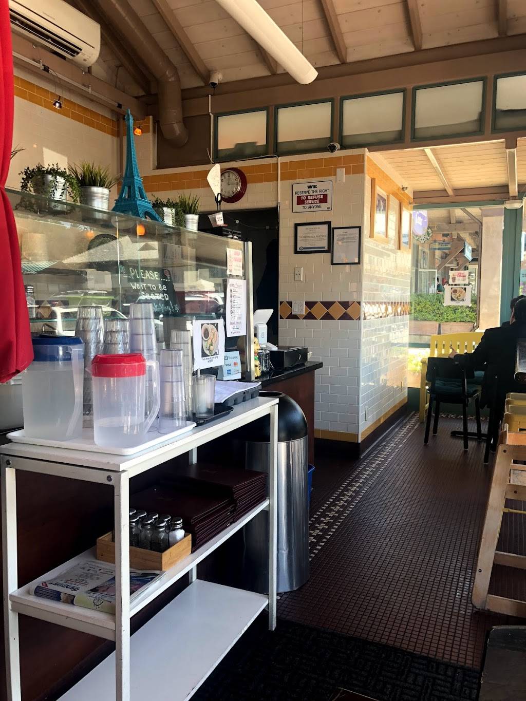 Lilys Crêperie | cafe | 108 De Anza Blvd, San Mateo, CA 94402, USA | 6503121579 OR +1 650-312-1579