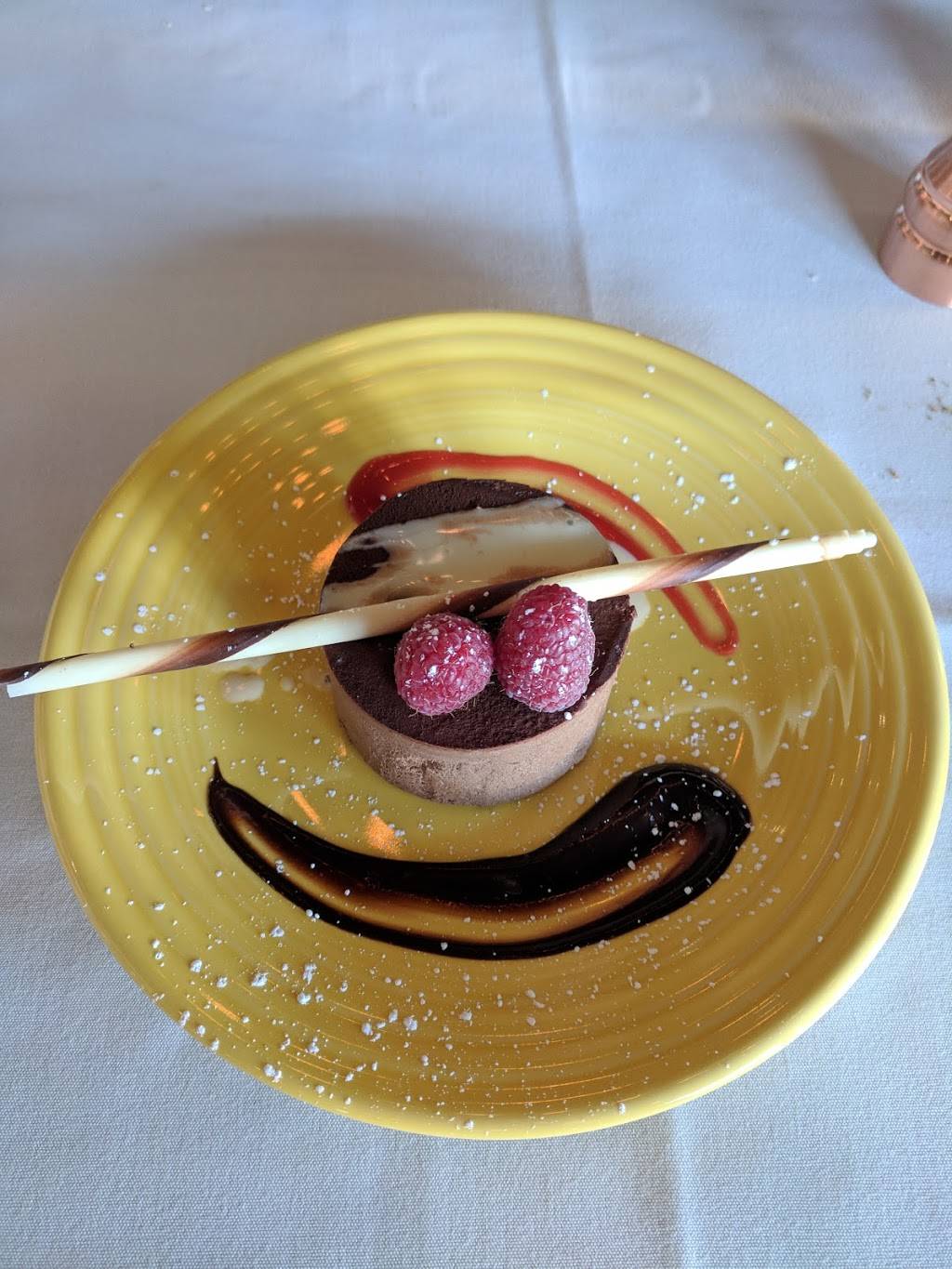 Park & Howard Bistro | restaurant | 1300 Howard Ave, Burlingame, CA 94010, USA | 6505676080 OR +1 650-567-6080