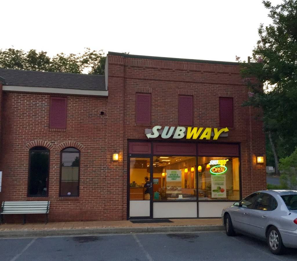 Subway Restaurants | restaurant | 131 S Main St, Alpharetta, GA 30004, USA | 7707401924 OR +1 770-740-1924