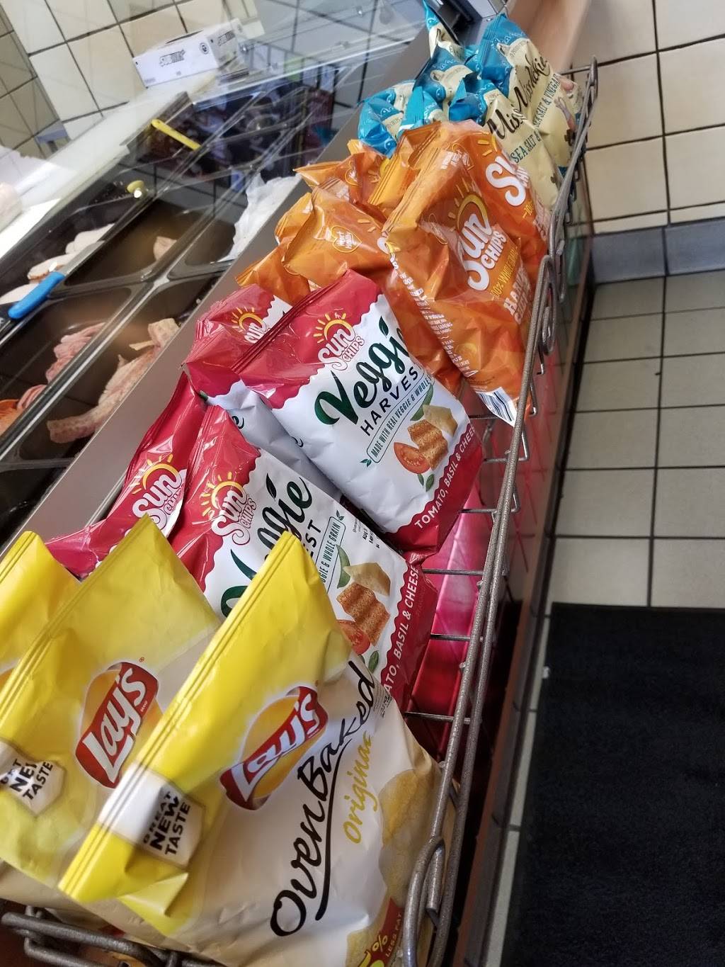 Subway | restaurant | 8957 N Cedar Ave, Fresno, CA 93720, USA | 5594489282 OR +1 559-448-9282