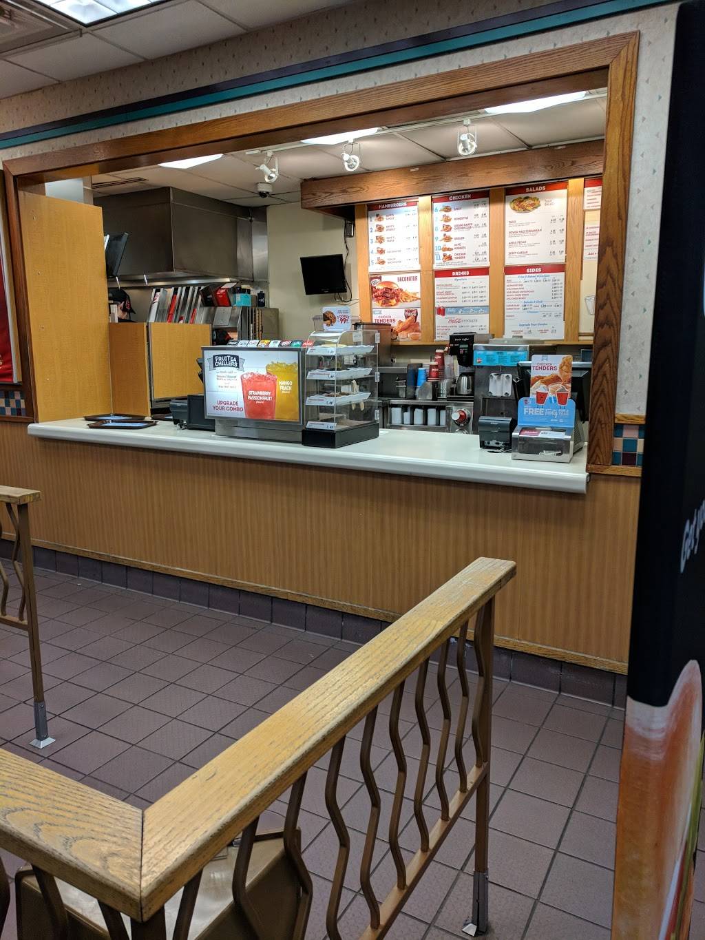 Wendys | restaurant | 2920 NE Sandy Blvd, Portland, OR 97232, USA | 5032397063 OR +1 503-239-7063