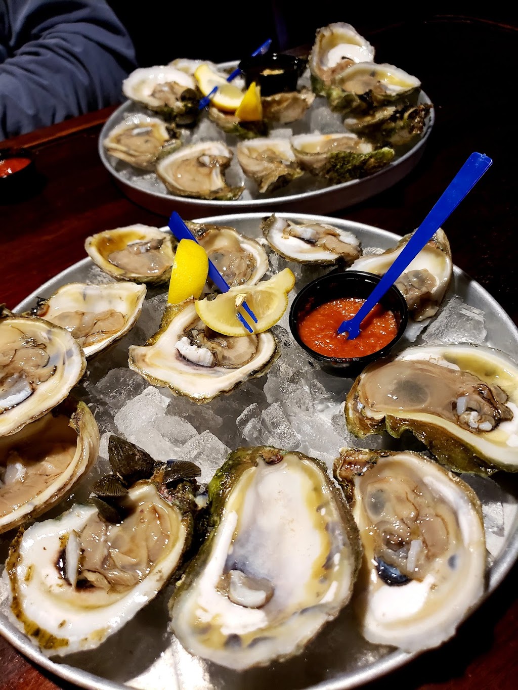 Atlas Oyster House | restaurant | 600 S Barracks St, Pensacola, FL 32502, USA | 8504700003 OR +1 850-470-0003