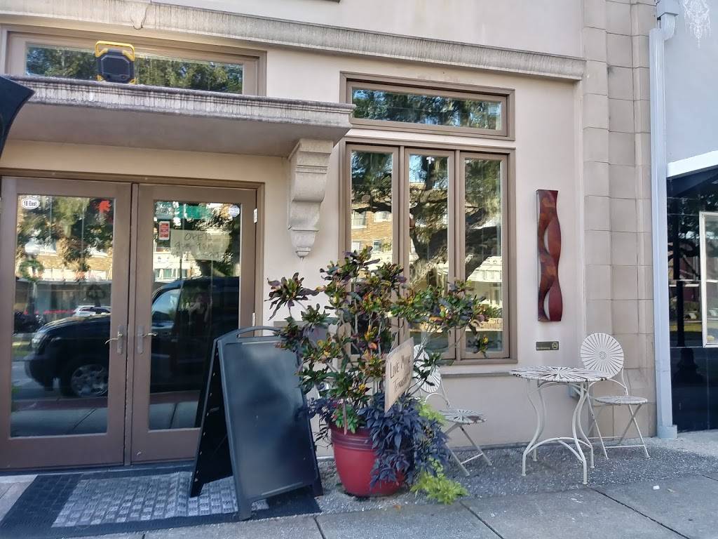 18 East | restaurant | 18 E Main St, Avon Park, FL 33825, USA | 8634531818 OR +1 863-453-1818