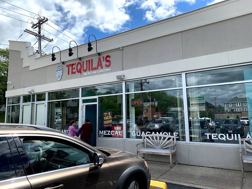 Tequilas Mexican Cantina | restaurant | 979 Main St, Wakefield, MA 01880, USA | 7815873500 OR +1 781-587-3500