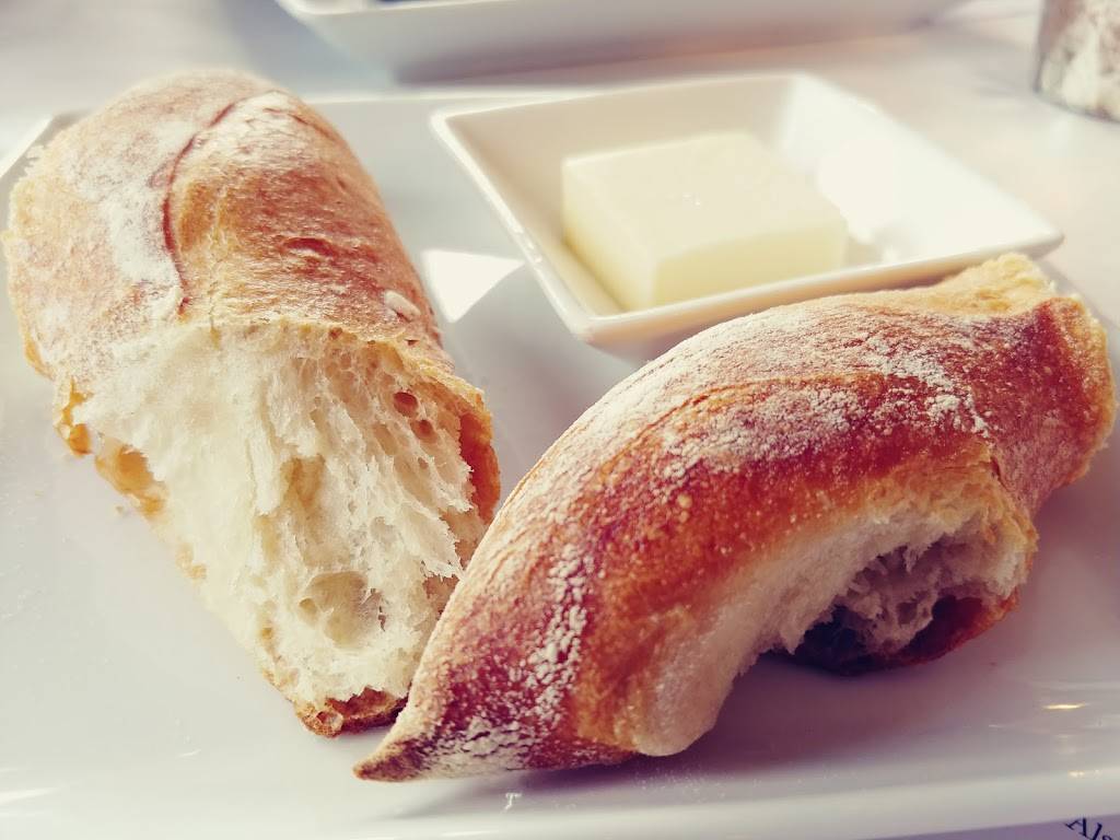 Taylors Kitchen | restaurant | 2924 Freeport Blvd, Sacramento, CA 95818, USA | 9164435154 OR +1 916-443-5154