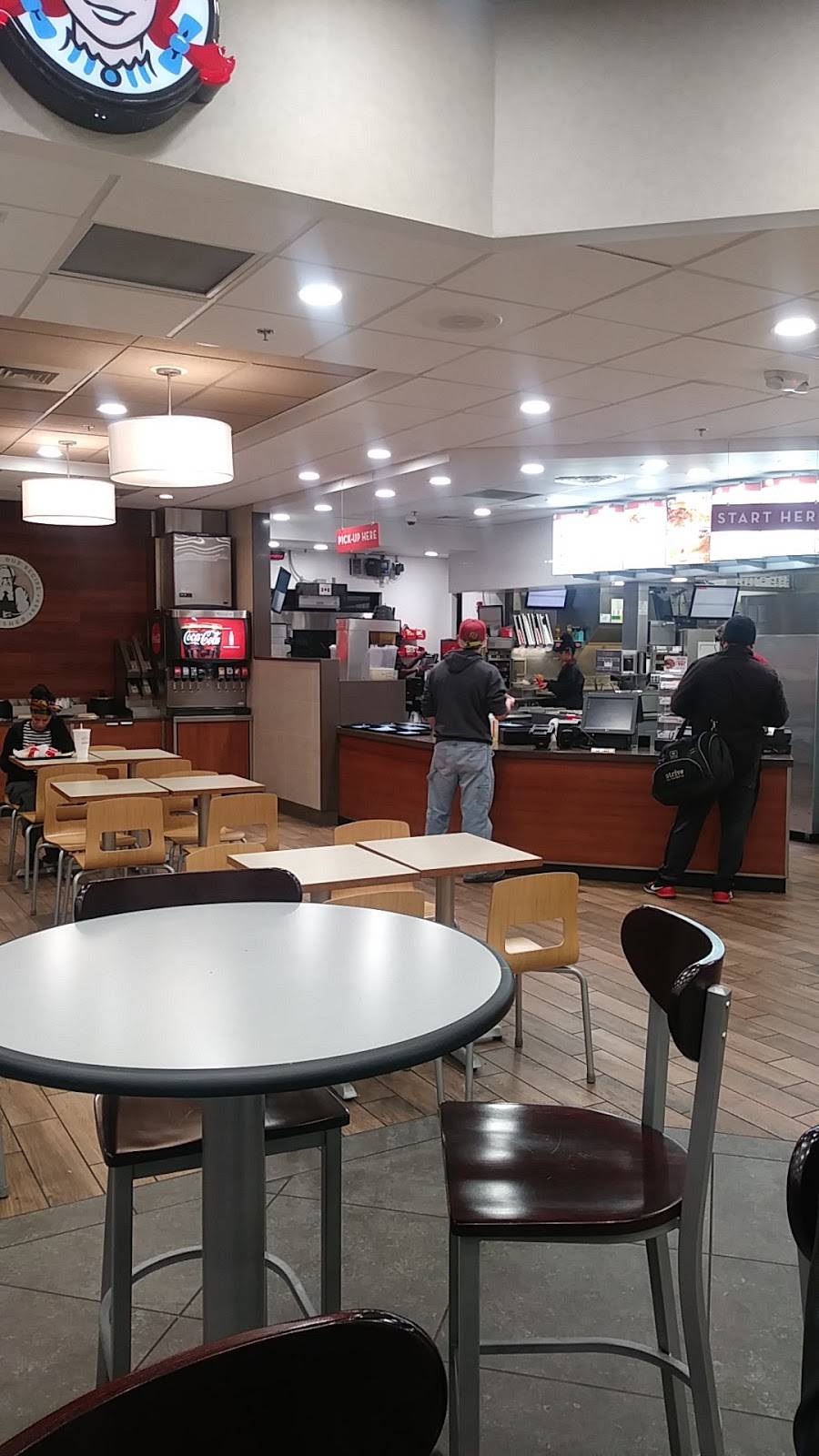 Wendys | restaurant | 4939 W Chestnut Expy, Springfield, MO 65802, USA | 4178644149 OR +1 417-864-4149
