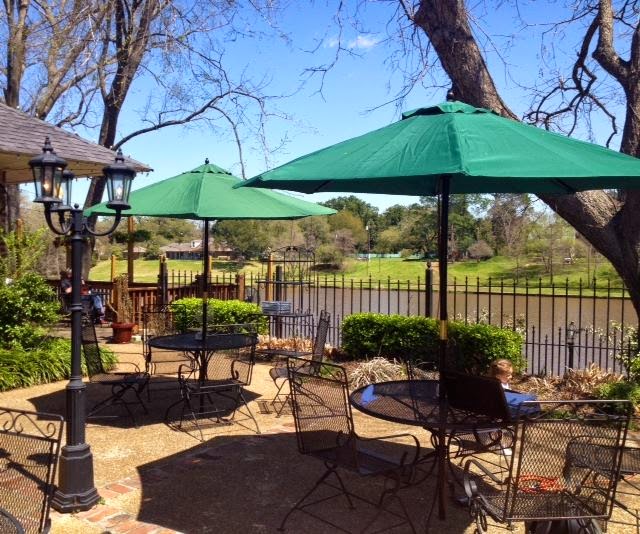 Maglieauxs Riverfront Restaurant | restaurant | 805 Washington St, Natchitoches, LA 71457, USA | 3183547767 OR +1 318-354-7767