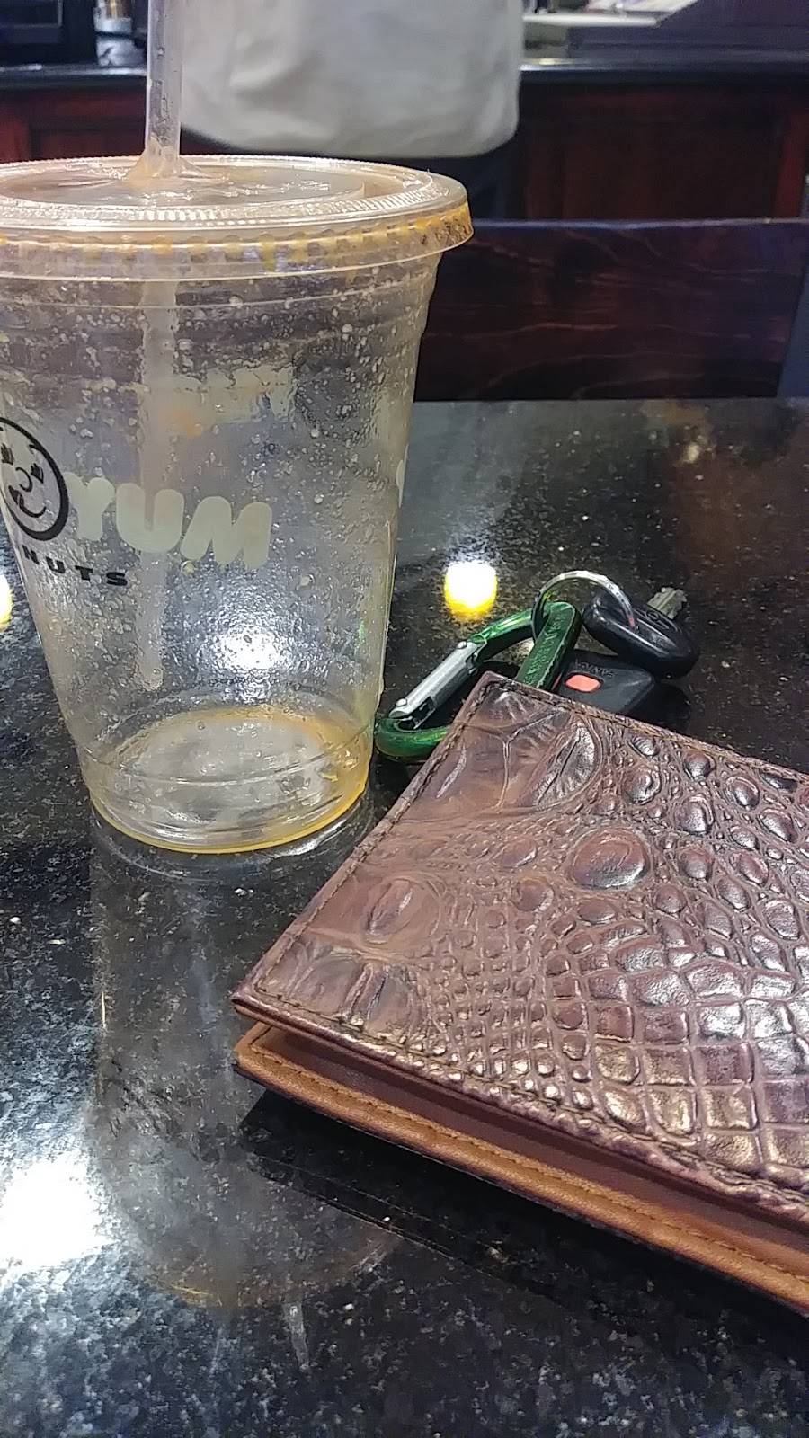 Yum Yum Donuts | cafe | 1225 N Hacienda Blvd, La Puente, CA 91744, USA | 6269179251 OR +1 626-917-9251