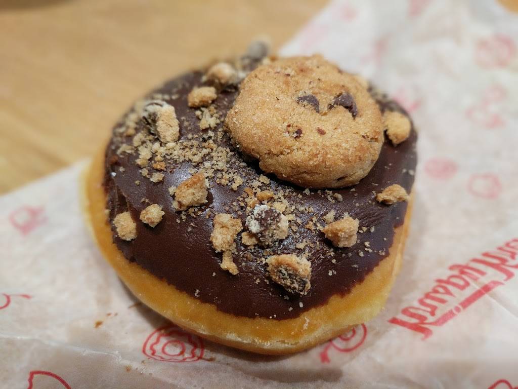 Krispy Kreme | cafe | 353 Jefferson St, San Francisco, CA 94133, USA | 4157751123 OR +1 415-775-1123