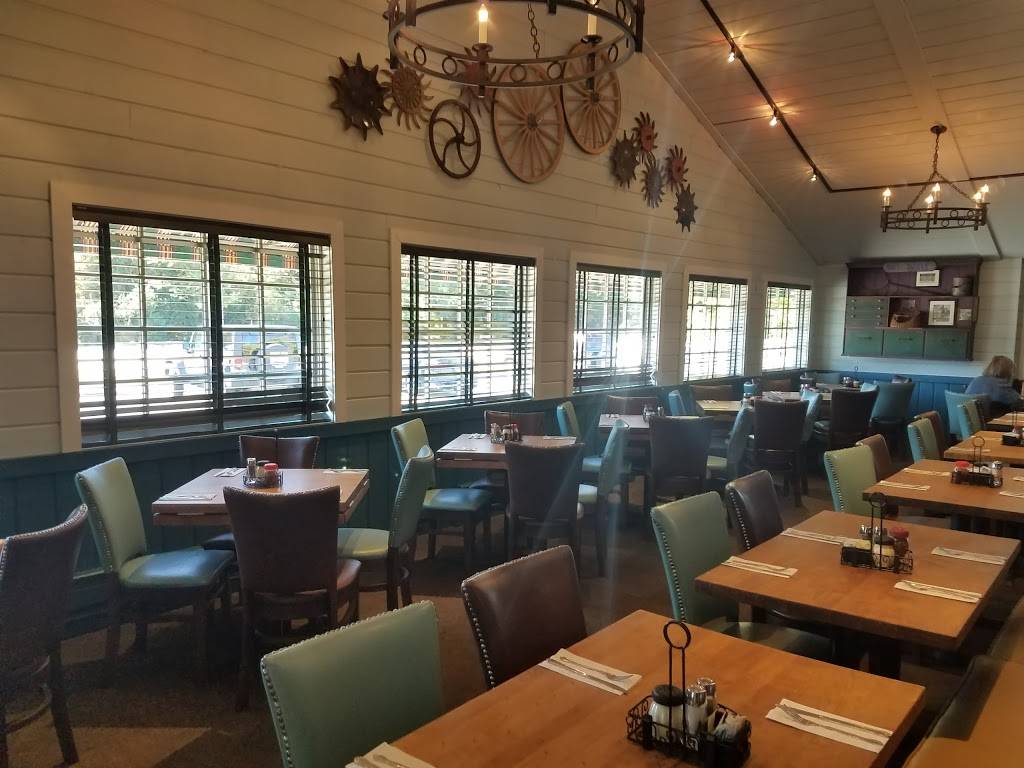 Lou Malnatis Pizzeria | meal delivery | 1050 E Higgins Rd, Elk Grove Village, IL 60007, USA | 8474392000 OR +1 847-439-2000