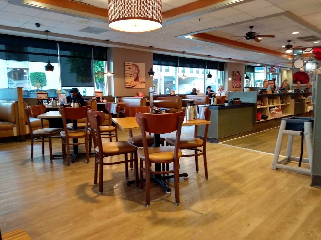 IHOP | restaurant | 200 Beach St, San Francisco, CA 94133, USA | 4158370221 OR +1 415-837-0221