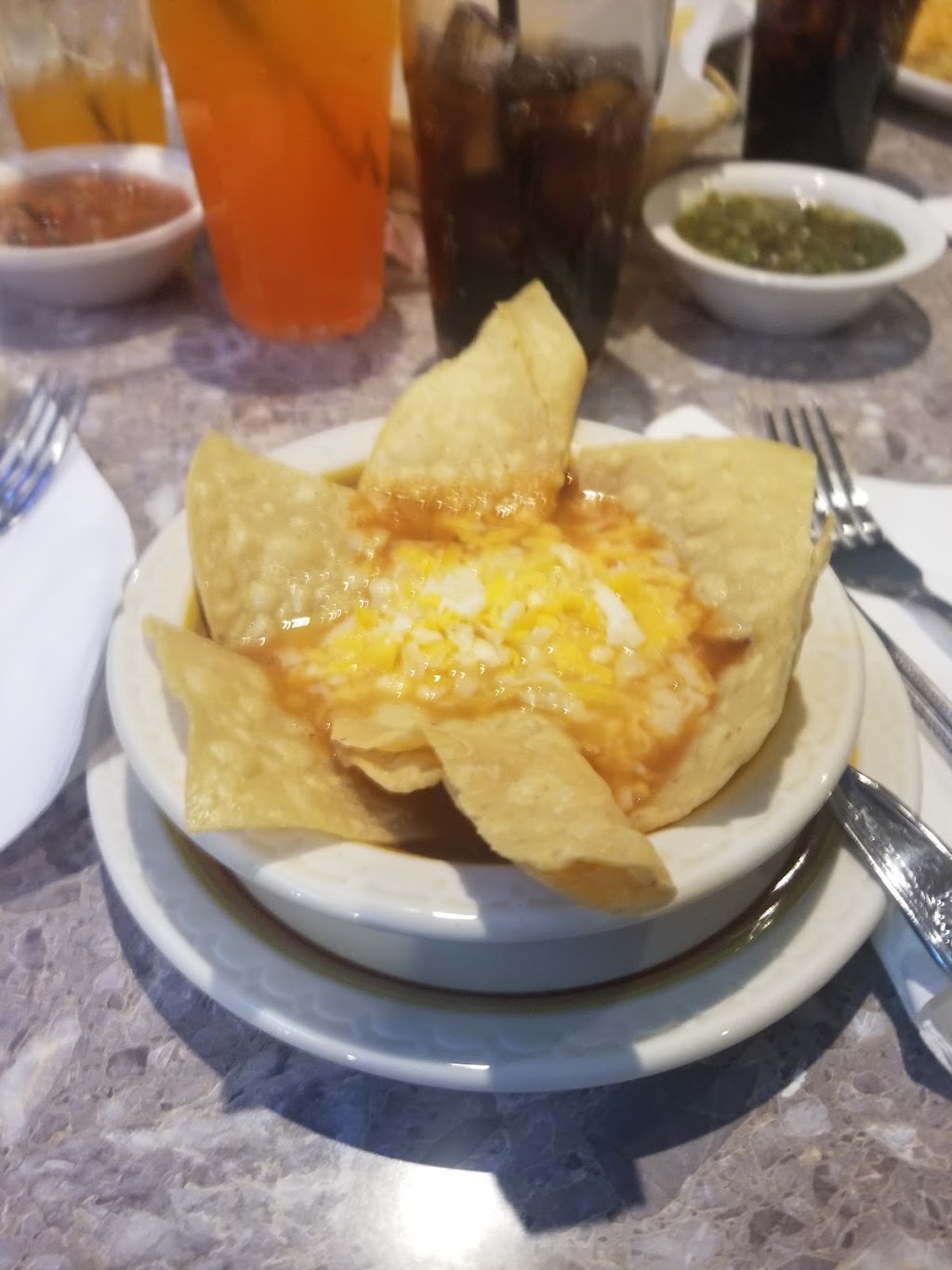 CHICHOS | restaurant | 21510 Bear Valley Rd Ste L1-3B, Apple Valley, CA 92308, USA | 7608107341 OR +1 760-810-7341